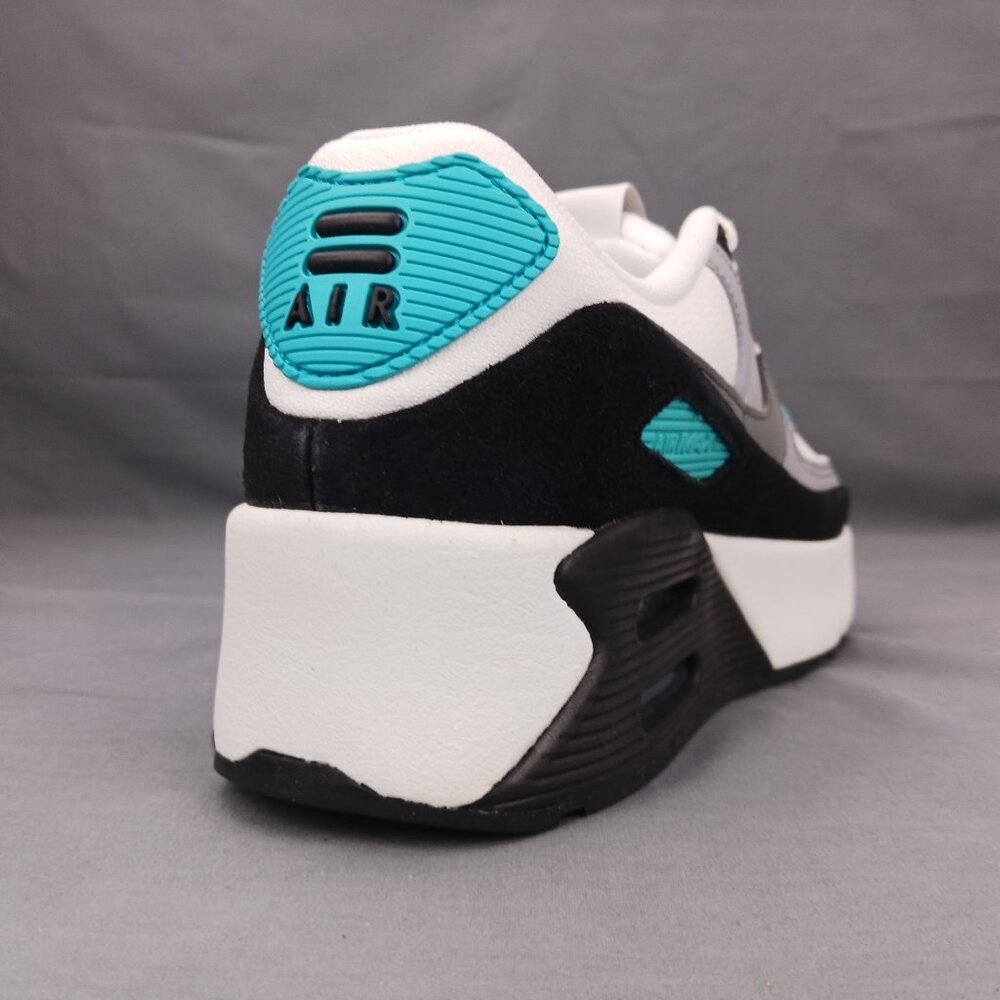 Nike Air Max 90 LV8 Women's Sneakers White Smoke Grey Shoes FD4328 103 Sizes 7-9 - Picture 4 of 7
